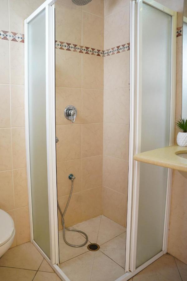 Two Bed Room Apartment 5 Min Walk To The Beach Eilat Kültér fotó