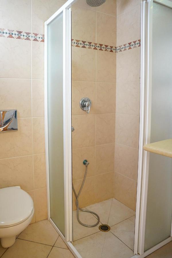 Two Bed Room Apartment 5 Min Walk To The Beach Eilat Kültér fotó