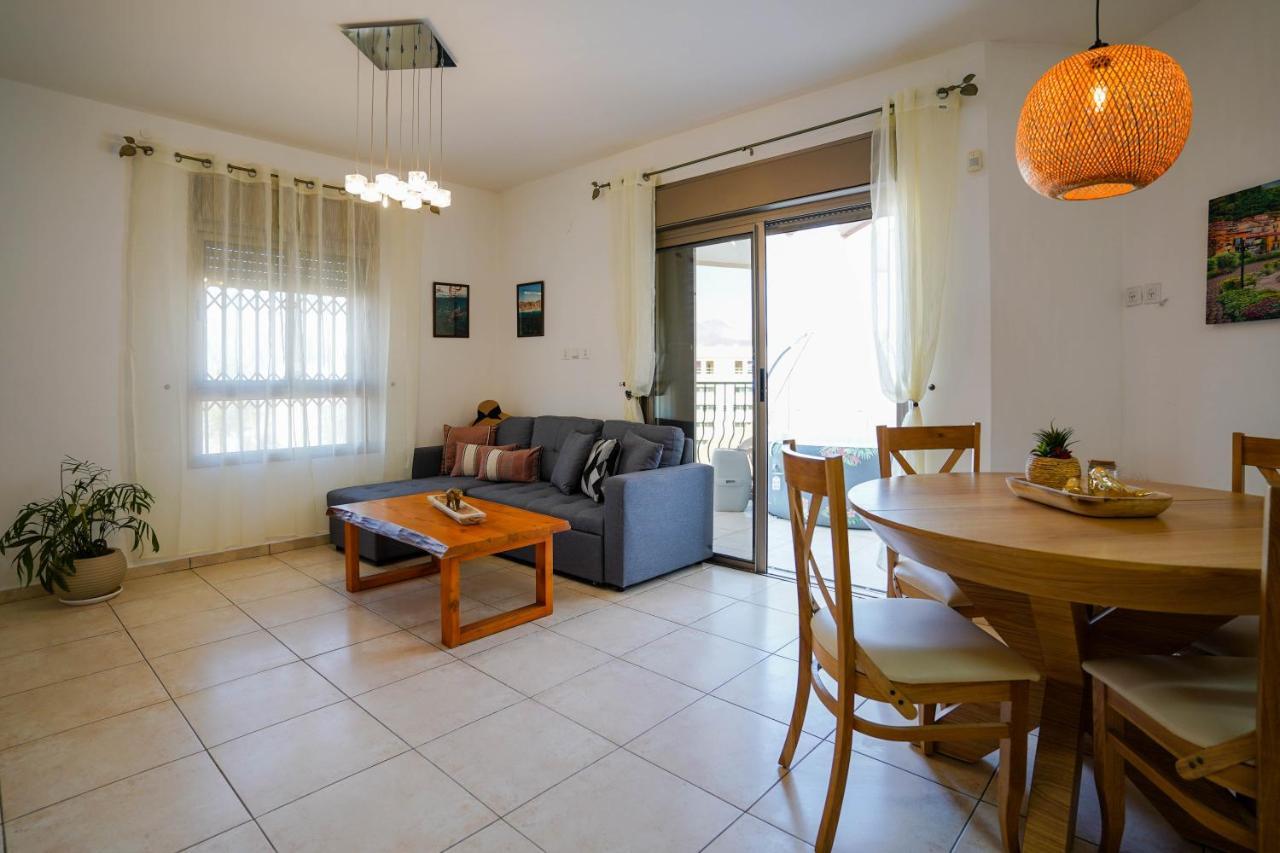 Two Bed Room Apartment 5 Min Walk To The Beach Eilat Kültér fotó