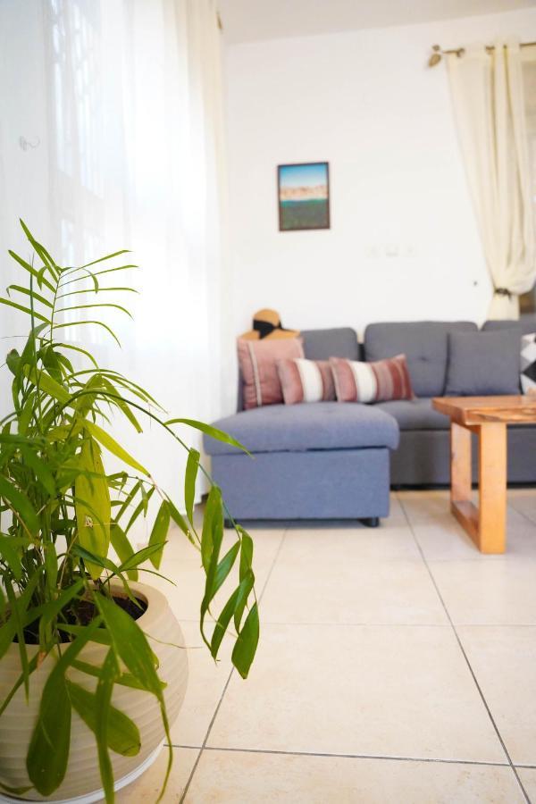 Two Bed Room Apartment 5 Min Walk To The Beach Eilat Kültér fotó